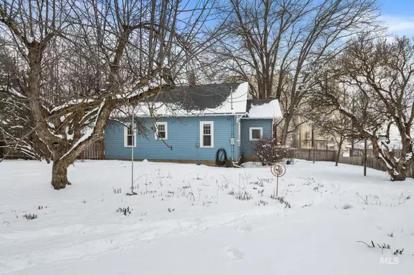 Genesee, ID 83832,606 W Chestnut