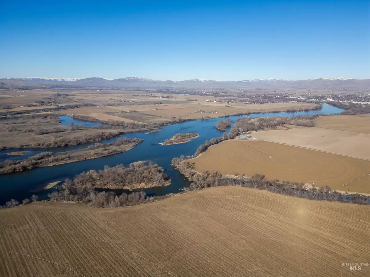 Weiser, ID 83672,TBD Riverdock Road