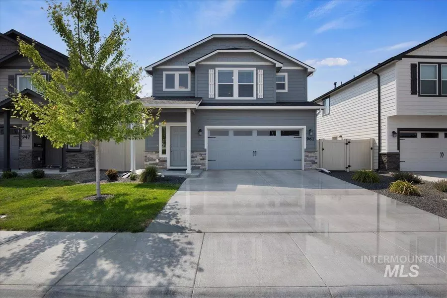 961 N Ryde Ave, Kuna, ID 83634-5098