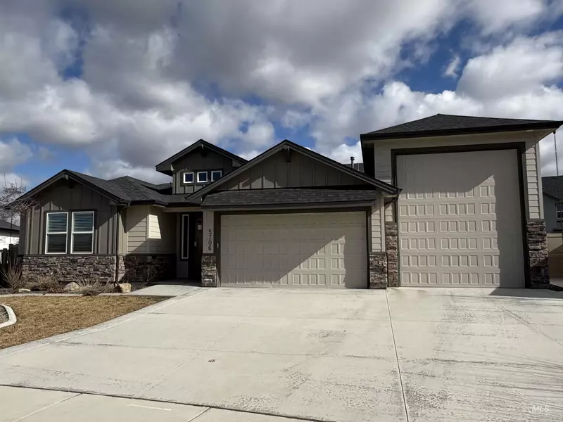 5706 S Cubola Way, Meridian, ID 83642