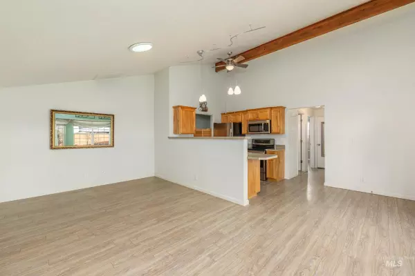 Boise, ID 83706,1287 E Boise Ave
