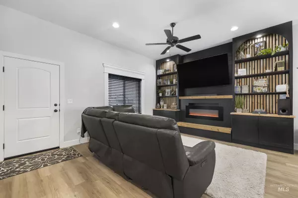 Idaho Falls, ID 83401,4356 E Arcadia Ave