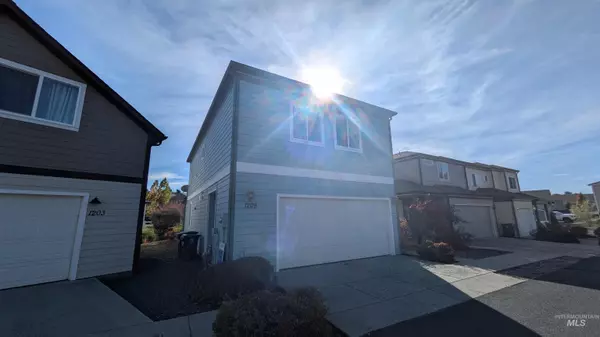 1209 Mainspring Ln, Moscow, ID 83843