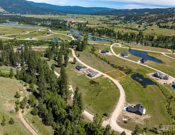 Block 7 Lot 34 Wapiti Ct.,  Garden Valley,  ID 83622