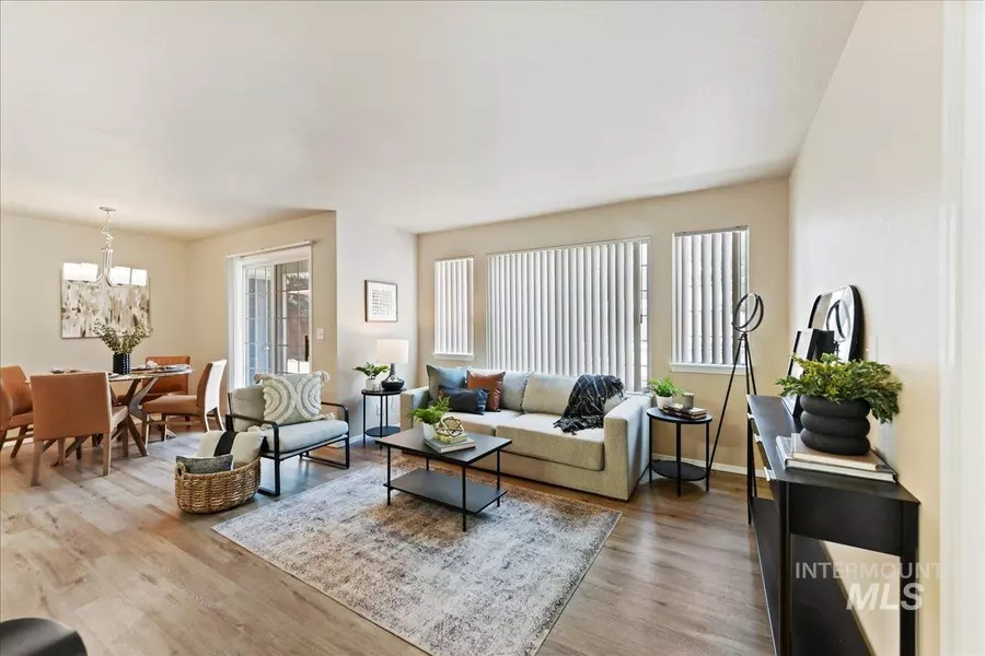 2285 S Challenger Ln, Boise, ID 83705