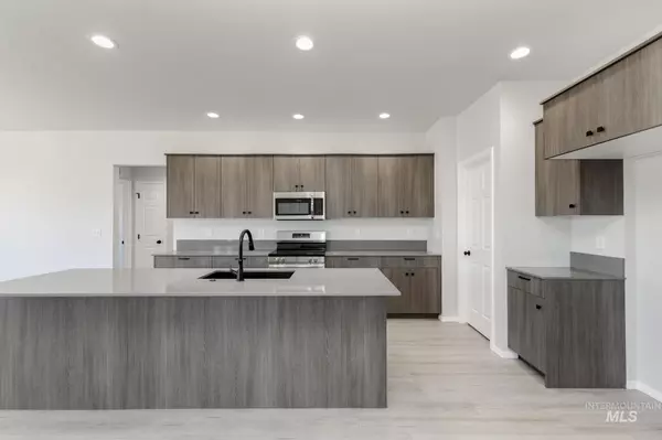 Caldwell, ID 83605,121 Goldstone Ave