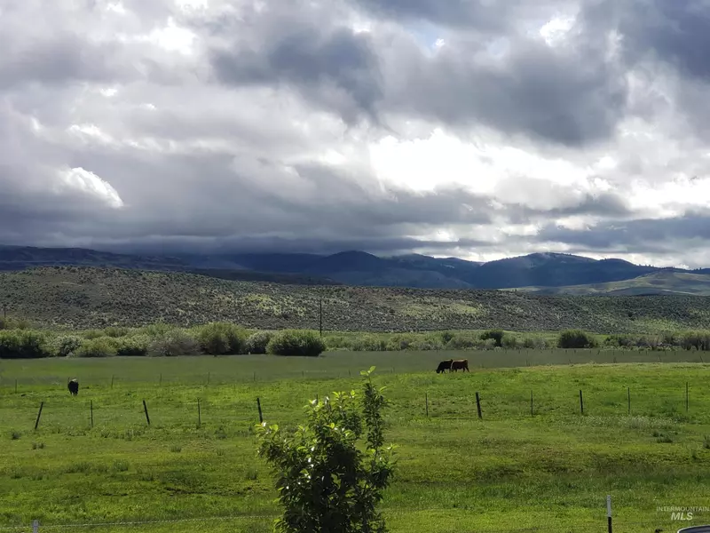 2015 Cow Creek Rd., Marsing, ID 83650