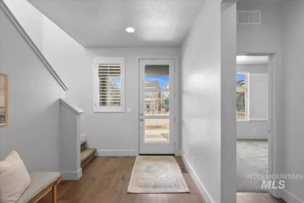 Boise, ID 83716,3084 S Shadywood Way