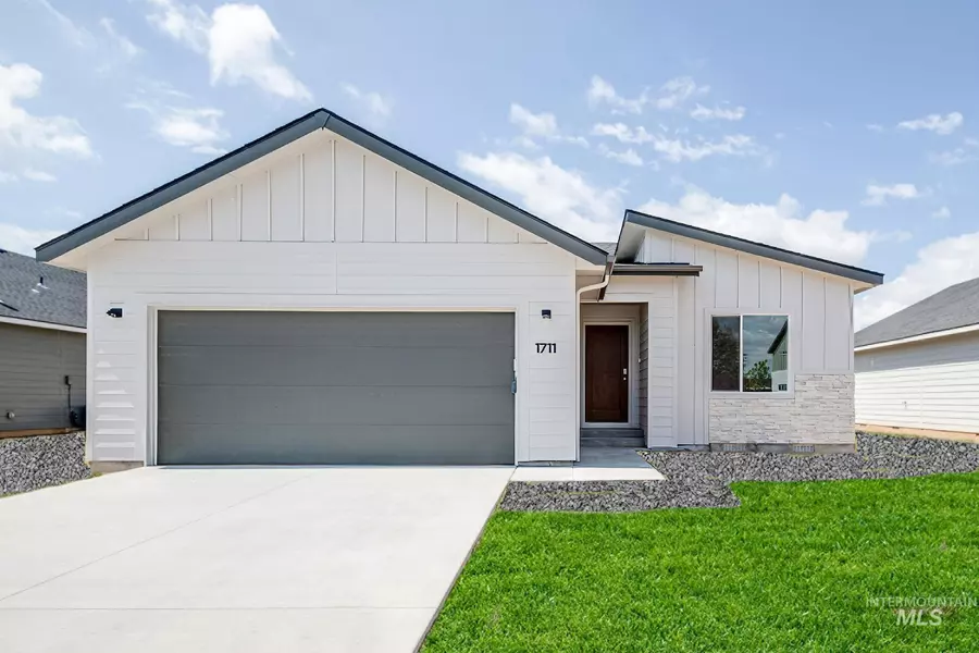 1711 SW Pegasus Peak Ave, Mountain Home, ID 83647