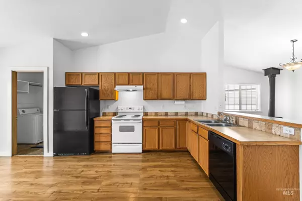 Mccall, ID 83638-0000,422 Virginia Blvd