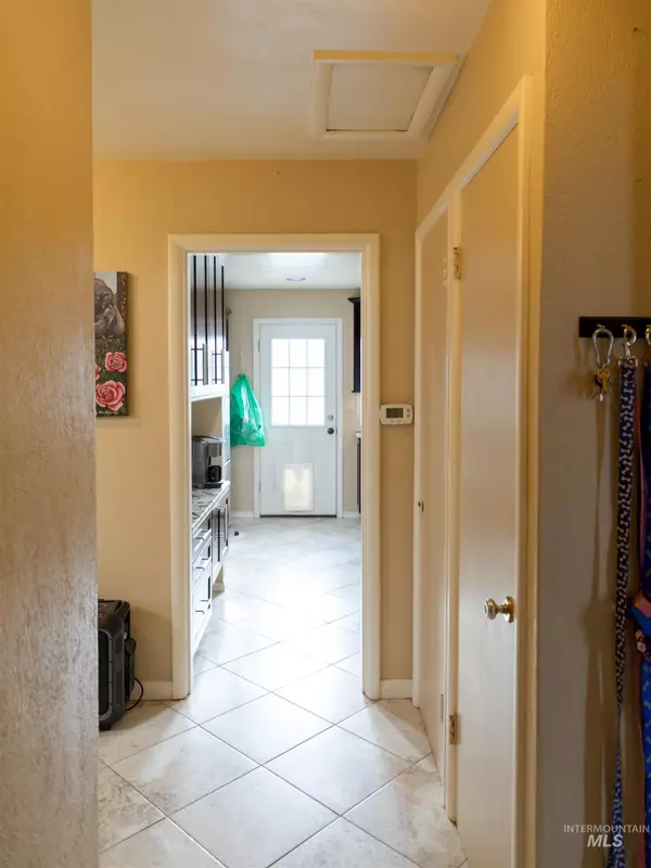 Nyssa, OR 97913,518 N 3rd St