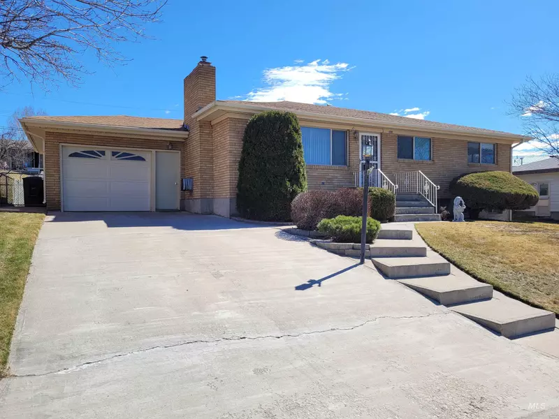 1301 Monte Vista Drive, Pocatello, ID 83201
