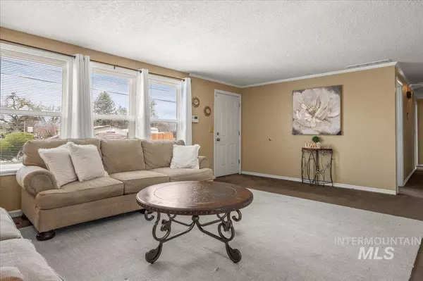 Boise, ID 83704,4024 N Cole Road