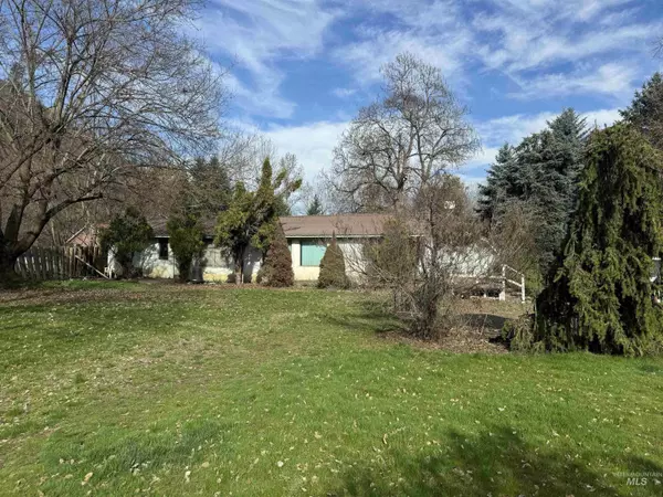 Kamiah, ID 83536,1590 Roby Road