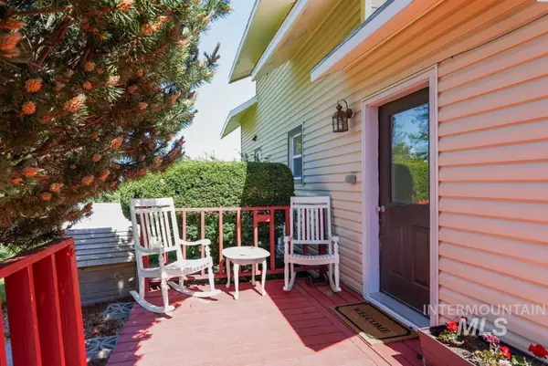 Uniontown, WA 99179,202 N High St