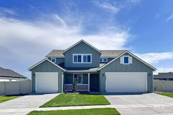 5495 E Bridal Veil Falls Dr, Nampa, ID 83686