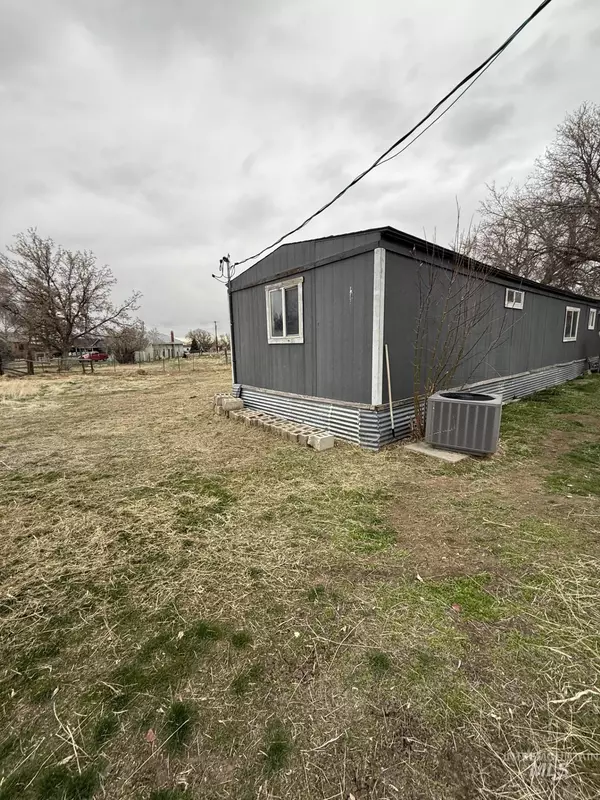 Oakley, ID 83346,145 N Church Ave