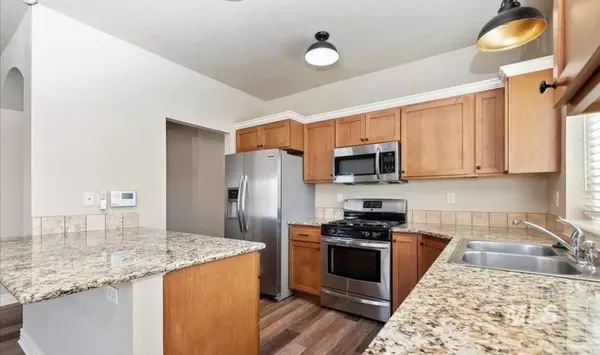 Star, ID 83669,657 N Finsbury Way