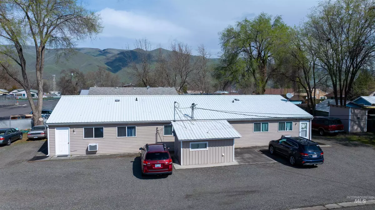 Clarkston, WA 99403,723 Burns Street