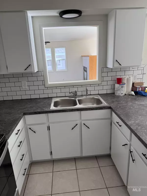 Buhl, ID 83316,100 Sunset Circle