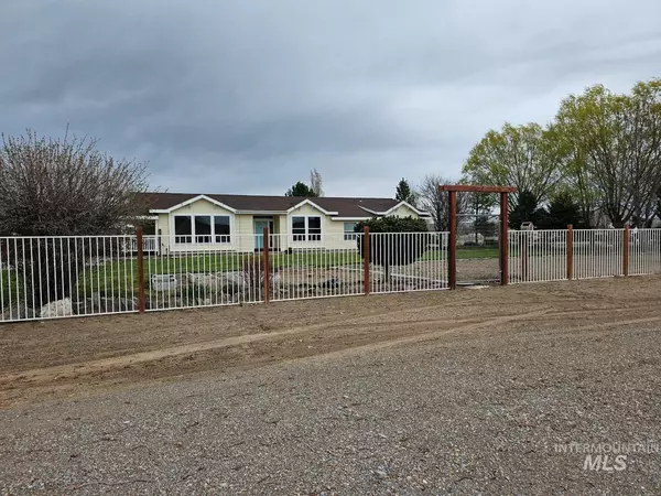 Hammett, ID 83627,9788 Highway 78