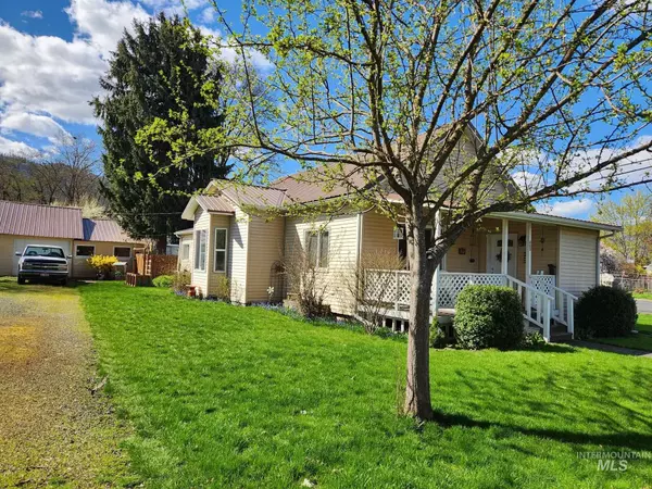 602 Idaho Street, Kamiah, ID 83536