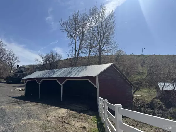 Pomeroy, WA 99347,114 Kirby Mayview Road