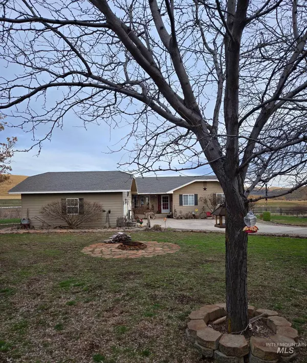 Weiser, ID 83672,1280 Monroe Creek Road