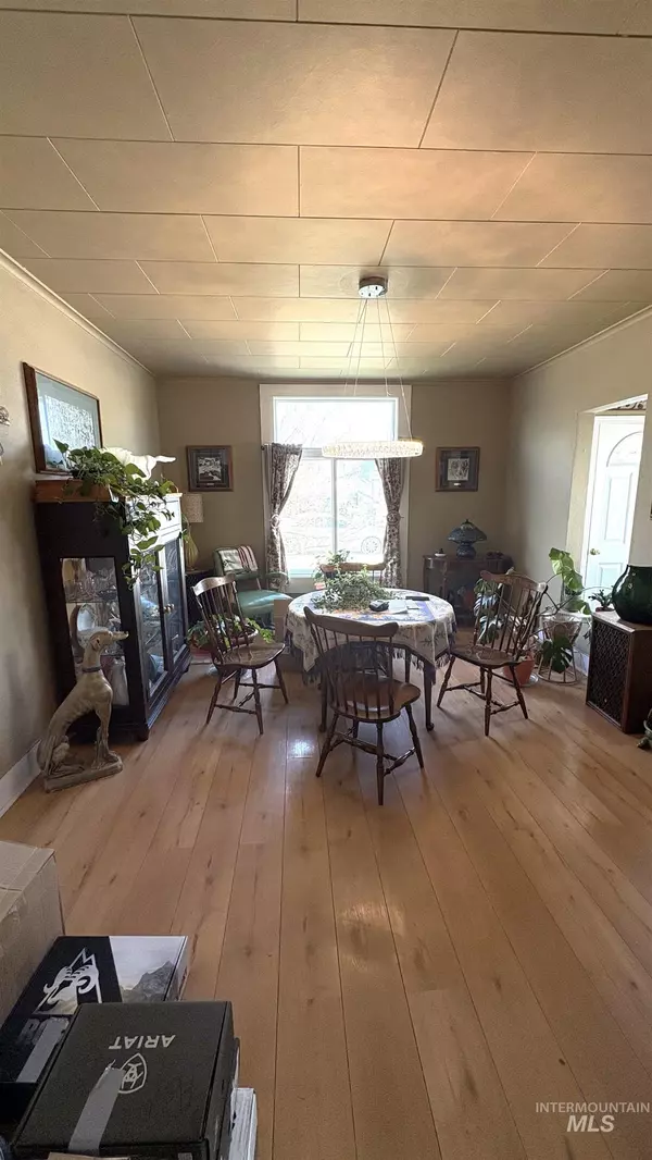 Baker City, OR 97814,1723 Valley Ave