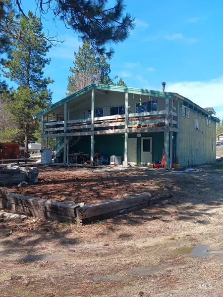 300 Elk Creek Rd, Idaho City, ID 83631