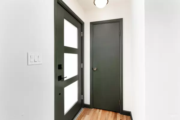 Boise, ID 83705,1706 Hervey