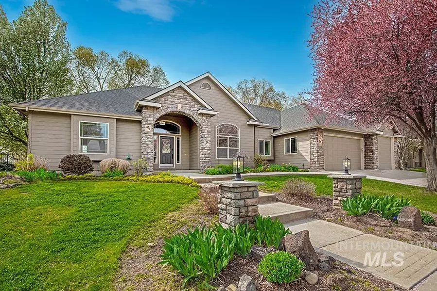 6341 N Aspen Glen Way, Garden City, ID 83714