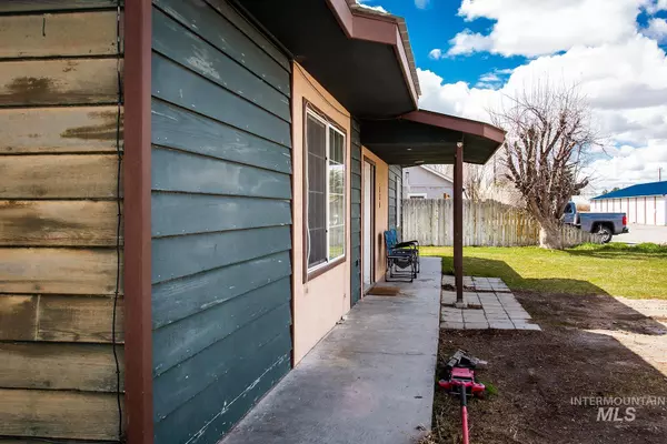 Hansen, ID 83334,134 Maple Ave
