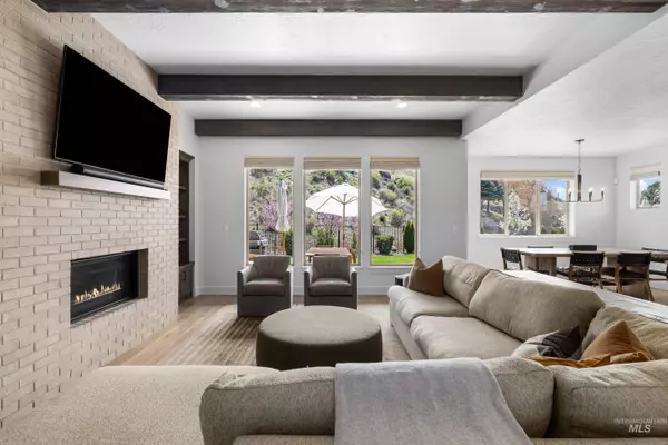 Boise, ID 83712,1554 S Boulder View Lane