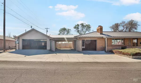 Buhl, ID 83316,1019 Birch St