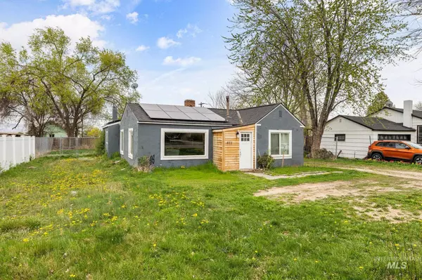 Melba, ID 83641,417 Randolph Ave