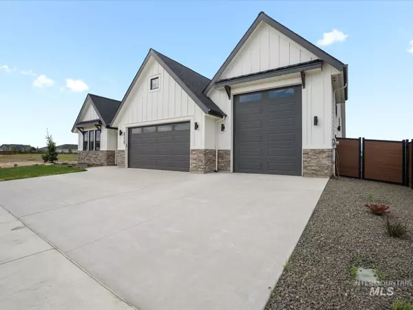 Meridian, ID 83646,8559 W Happy Day Dr