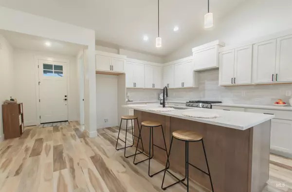 New Plymouth, ID 83655,502 Farm Creek Avenue