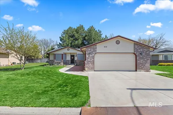 1100 Burnett Dr, Nampa, ID 83651