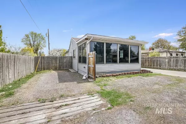 Twin Falls, ID 83301,884 Sparks Street