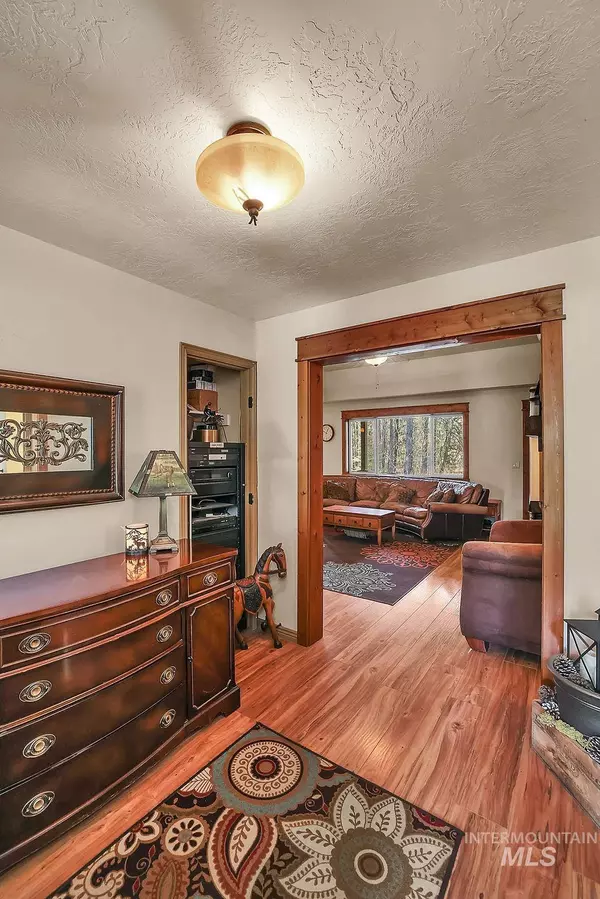 Donnelly, ID 83615,37 White Fir Loop