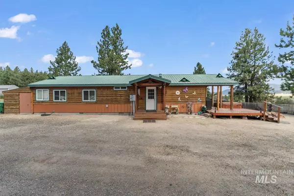 737 S Main St,  Cascade,  ID 83611