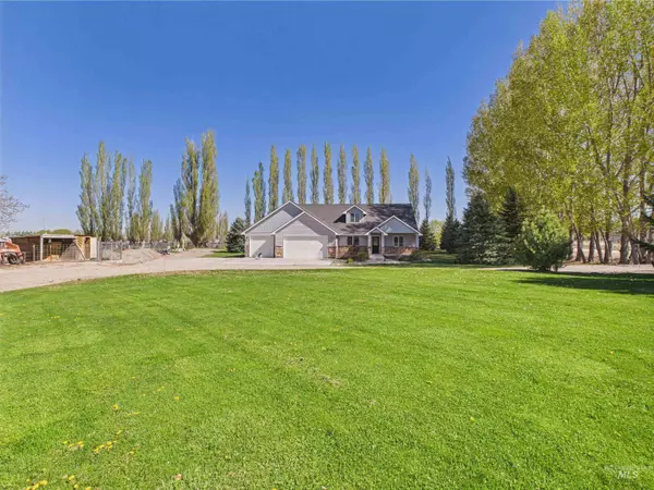 Declo, ID 83323,382 N 1020 E