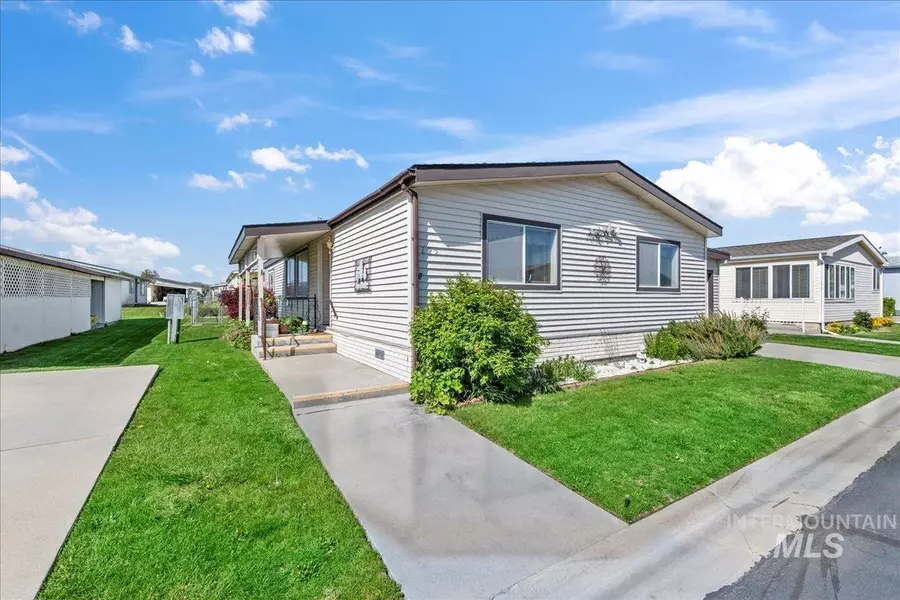 1907 W Flamingo Ave Unit 125, Nampa, ID 83651-1686