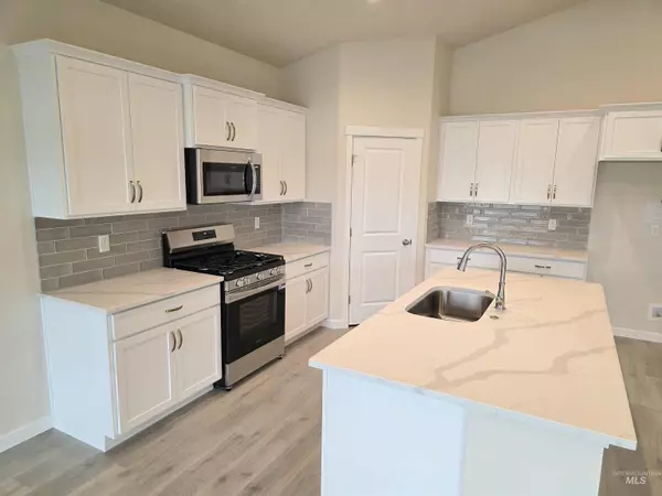 Mountain Home, ID 83647,1592 Witt