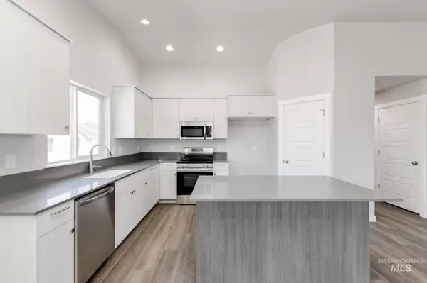 Star, ID 83669,2301 N Carly Ave