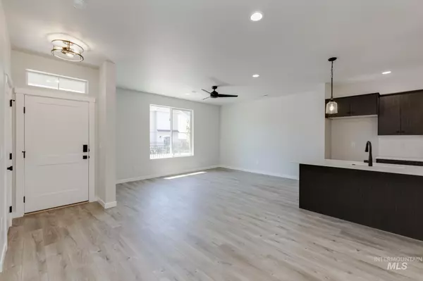 Boise, ID 83709,7075 W Madronawood St