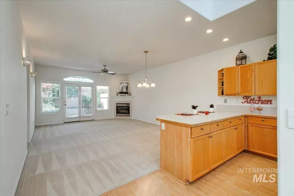 Boise, ID 83704,9237 W Kingsgate Ct