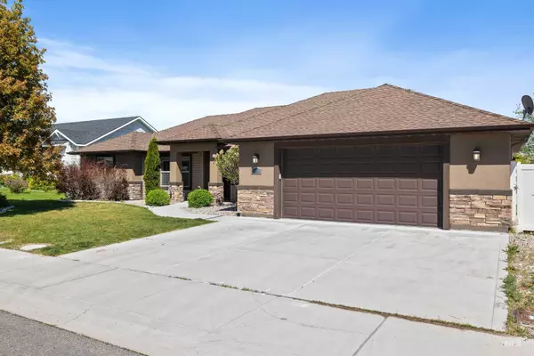 Twin Falls, ID 83301,2448 Village Street