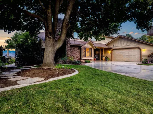 Boise, ID 83709,192 S Sun Burst Way